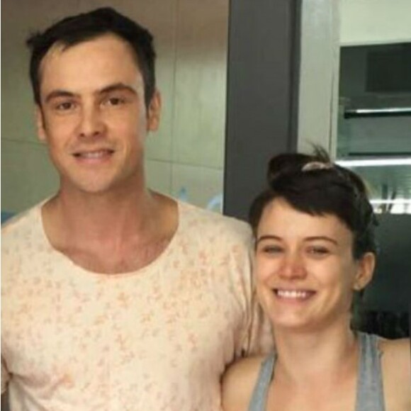 Bianca Bin treina com personal de Sergio Guizé, Roberto Matias