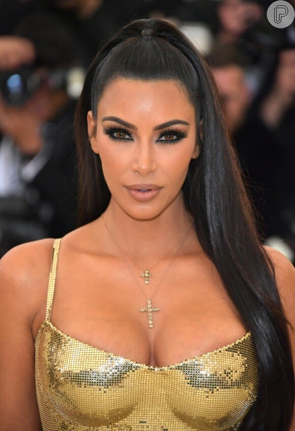 Kim Kardashian completou produção com joias Lorraine Schwartz
