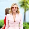 Cate Blanchett usou blazer rosa Stella McCartney para a coletiva de imprensa de abertura do Festival de Cannes nesta terça-feira, 08 de maio de 2018