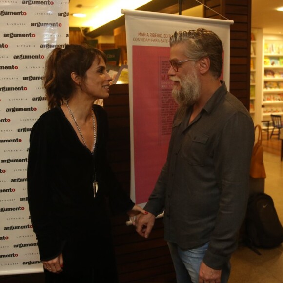 De mãos dadas, Maria Ribeiro bate papo com Fábio Assunção