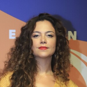 Carol Fazu posa na festa de lançamento da nova novela "Segundo Sol", que aconteceu dia 8 de maio de 2018