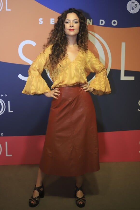 Carol Fazu posa na festa de lançamento da nova novela "Segundo Sol", que aconteceu dia 8 de maio de 2018