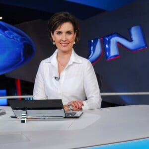 Fátima Bernardes ocupou a bancada do 'Jornal Nacional' e de outros telejornais da TV Globo