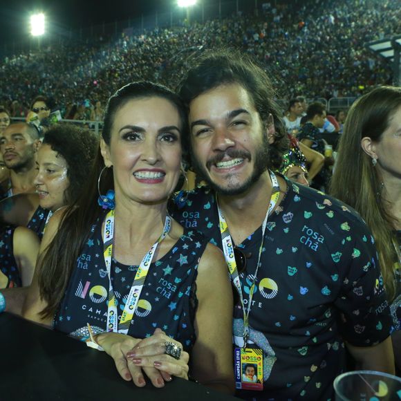 Túlio Gadêlha se encantou com a arte: 'Uma obra prima! Guardarei com muito carinho'