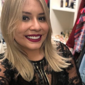 Nova fase de Marília Mendonça! Focada em um estilo de vida saudável, a cantora emagreceu 15 kg, cortou o cabelo e pretende colocar silicone no próximo ano