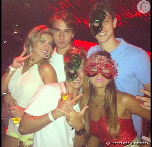 Babi Rossi Elogia Namorado Olin Filho De Eike Batista Educado E Inteligente Purepeople babi rossi elogia namorado olin filho