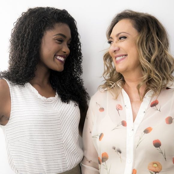 Nádia (Eliane Giardini) e Raquel (Erika Januza) terminaram a novela 'O Outro Lado do Paraíso' amigas