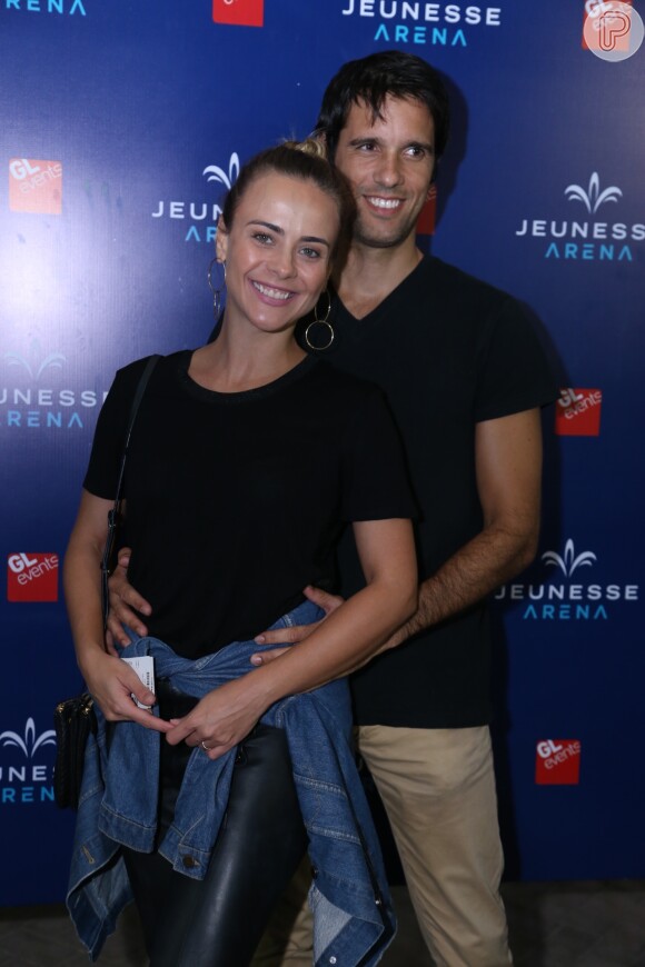 A atriz Juliana Silveira e o marido, John Vergara, no UFC 224, realizado no Jeunesse Arena, no Rio de Janeiro, na noite deste sábado, 12 de maio de 2018