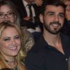 Ellen Rocche assumiu namoro com o nutricionista Rogério Oliveira em setembro de 2017