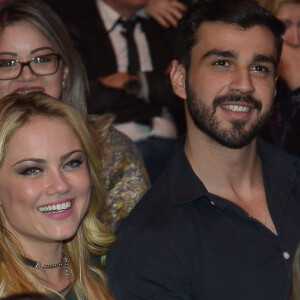Ellen Rocche assumiu namoro com o nutricionista Rogério Oliveira em setembro de 2017