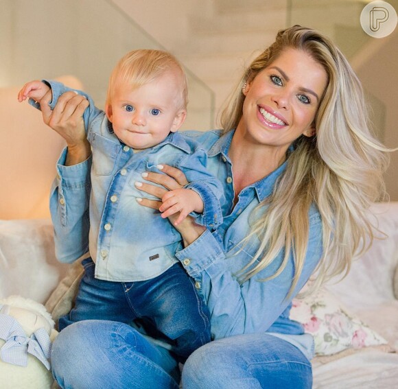 Karina Bacchi falou sobre amamentação do filho, Enrico, de 9 meses