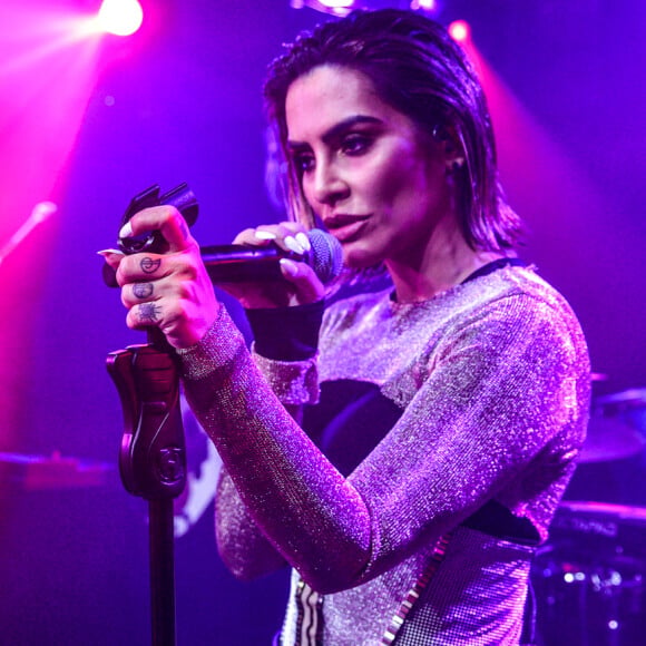 'Minhas influências vão do heavy metal a Caetano e Lana Del Rey', disse Cleo sobre a fase como cantora