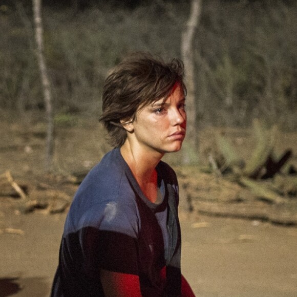 Alice Wegmann fala da música de Maria pelo irmão na série 'Onde Nascem os Fortes': 'Acho que eles viveram sem conhecer o pai e a única coisa que a Maria tinha era a família. Ela faz o que faz porque o irmão é 50% do que ela tem. Ela se arrisca, se joga no mundo atrás dessa verdade e acha que não tem nada a perder. E, ao mesmo tempo, está sendo egoísta porque ela tem a vida dela'