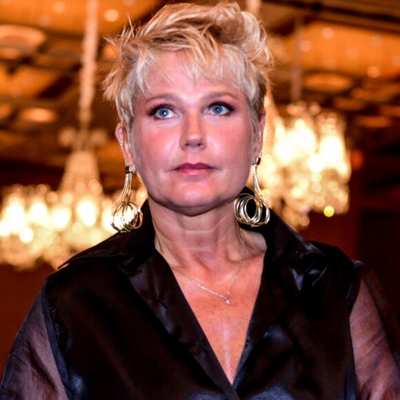 Xuxa Meneghel precisou cancelar show na Virada Cultural de São Paulo por problemas no pé