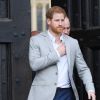 Príncipe Harry deixou o palácio de Windsor por alguns minutos