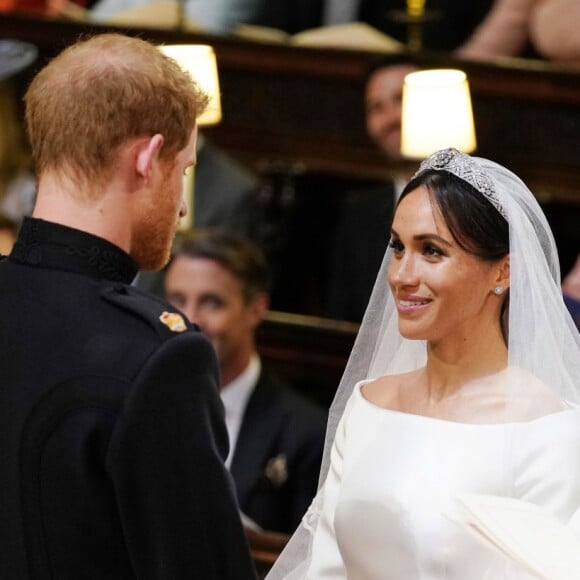 Em seu casamento com o príncipe Harry, Meghan Markle omitiu a parte que fala em ser obediente ao marido, assim como fez a princesa Diana, mãe dele ao se casar