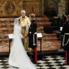 Meghan Markle usou vestidocom véu de 5 metros em casamento com o príncipe Harry