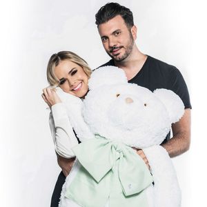 Casada com o empresário Fábio Elias, Thaeme anunciou gravidez em seu perfil no Instagram