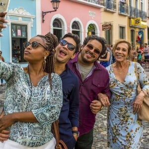 Na novela 'Segundo Sol', Naná (Arlete Salles) tentará desmentir Miguel / Beto Falcão (Emilio Dantas): 'Você entendeu errado'