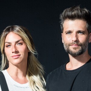 Bruno Gagliasso e a mulher, Giovanna Ewbank, ensinam a filha sobre racismo