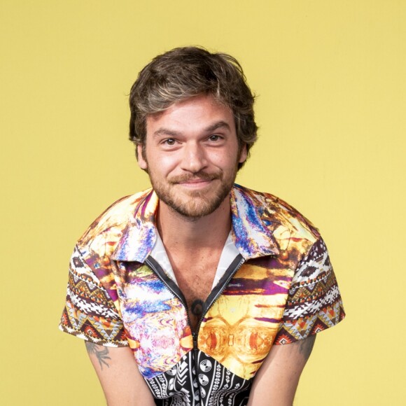 Beto (Emilio Dantas) é enfático com o filho, Valentim (Danilo Mesquita) nos próximos capítulos da novela 'Segundo Sol': 'Beto Falcão, meu filho, sou eu'