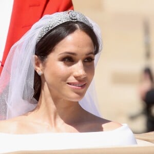 A pele iluminada e com maquiagem suave é um dos pontos fortes da maquiagem de Meghan Markle