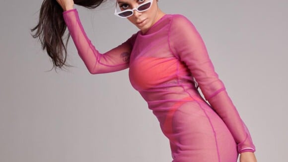 Look de Anitta, com transparência e asa-delta, é elogiado por Marquezine: 'Amei'