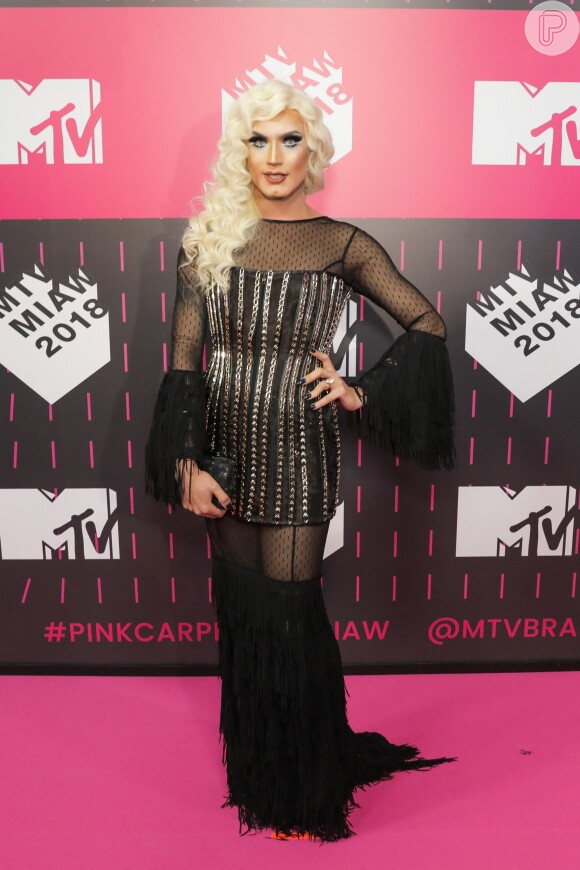 Aretuza Lovi usou look Lança Perfume no MTV Millennial Awards Brasil 2018, realizado no Citibank Hall, em São Paulo, na noite desta quarta-feira, 23 de maio de 2018