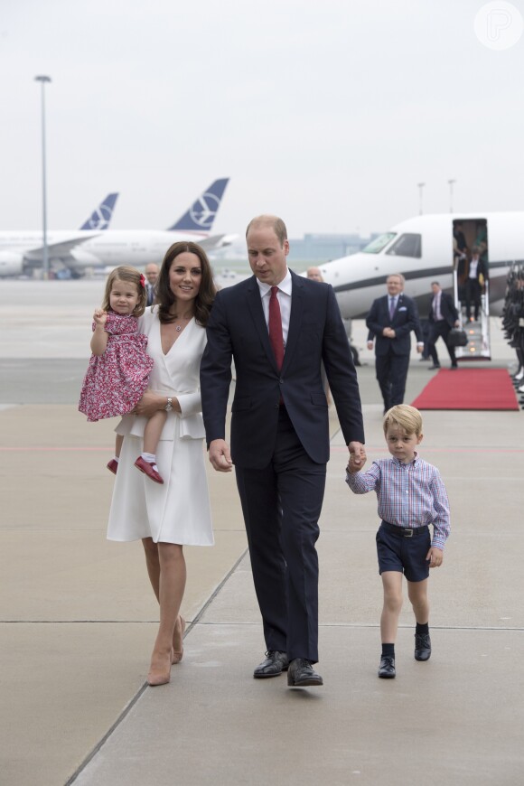 'Passar tempo de qualidade junto é um aspecto tão importante da vida familiar', disse Kate Middleton em carta pública