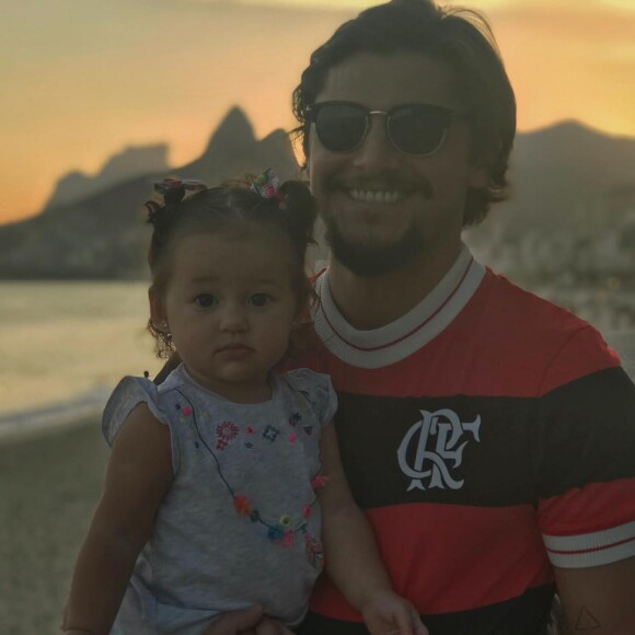 Bruno Gissoni compartilha momentos junto de Madalena, sua filha com Yanna Lavigne