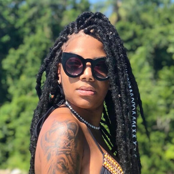 Ao som de funk, Ludmilla cantou uma música que definiu como uma indireta