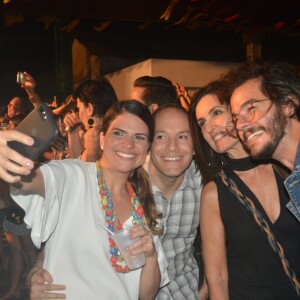 Fátima Bernardes e Túlio Gadêlha também posaram juntos para selfies