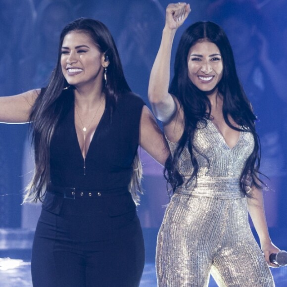 Simaria agradeceu o apoio da irmã, Simone, que fez show sozinha por causa de seu quadro de saúde