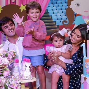 Felipe Simas é pai de Joaquim, de 4 anos, e Maria, de 1. Bruno Gissoni é padrinho do filho mais velho do irmão
