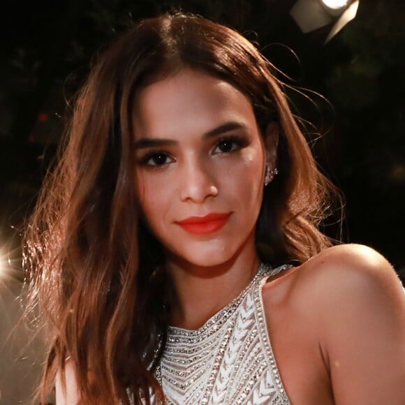 Bruna Marquezine planeja assistir a Copa do Mundo na Rússia caso seja liberada das gravações da novela 'Deus Salve o Rei'