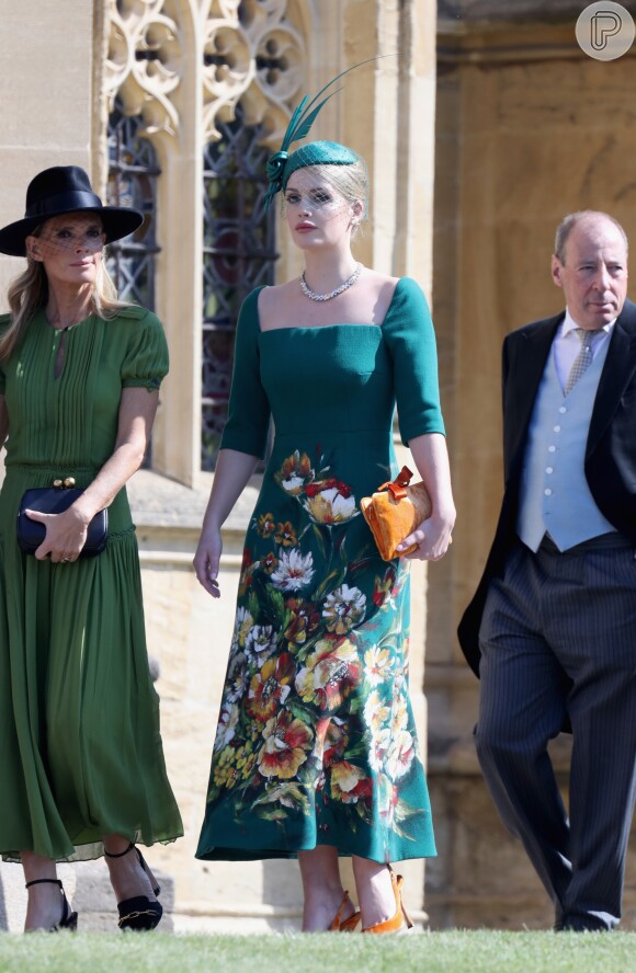 Lady Kitty Spencer chamou atenção no casamento de Harry e Meghan Markle ao usar vestido verde com estampa floral Dolce & Gabbana e joias Bulgari