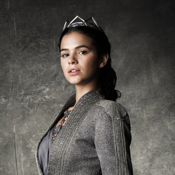 Catarina (Bruna Marquezine) decide ainda explodir uma mina para prejudicar ainda mais Montemor nos próximos capítulos da novela 'Deus Salve o Rei'. Quem antecipa é o colunista de TV Daniel Castro nesta quarta-feira, 30 de maio de 2018