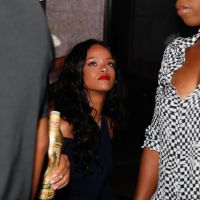 Rihanna e Gerard Butler prestigiam festa em hotel da Zona Sul do Rio