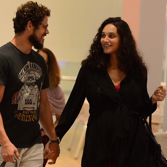 Casada com José Loreto, Débora Nascimento adiantou os planos de voltar ao trabalho 