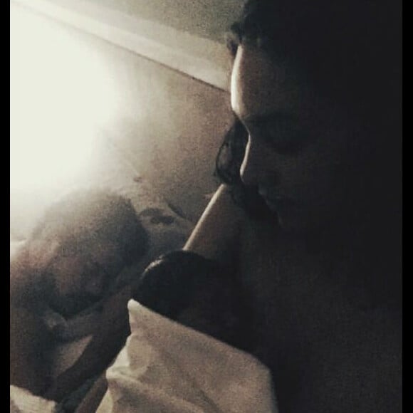 Débora Nascimento deu à luz Bella, sua primeira filha com José Loreto, em abril de 2018