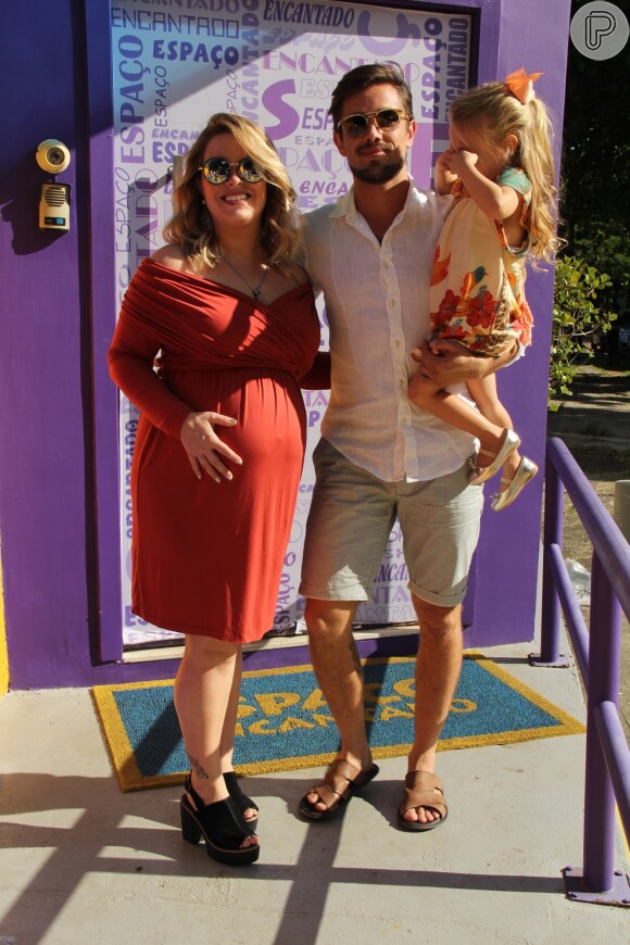Valentim, filho de Mari Bridi e Rafael Cardoso, nasceu nesta quarta-feira, dia 30 de maio de 2018