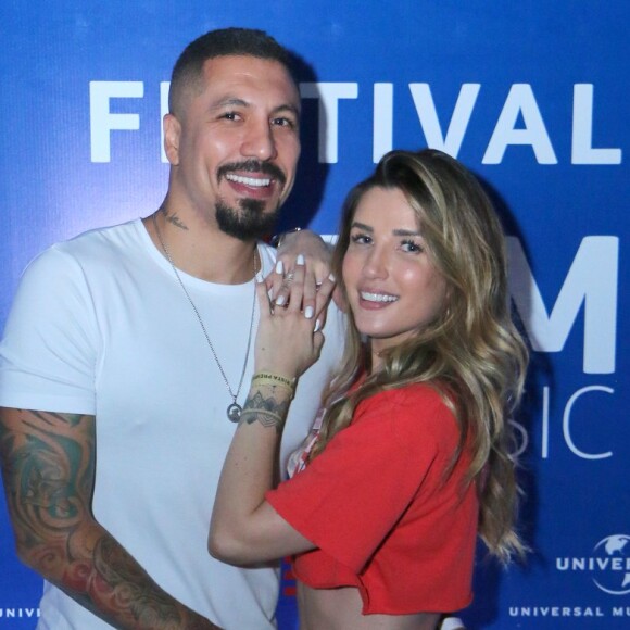 Fernando Medeiros e Aline Gotschalg já estão fazendo declarações nas redes sociais