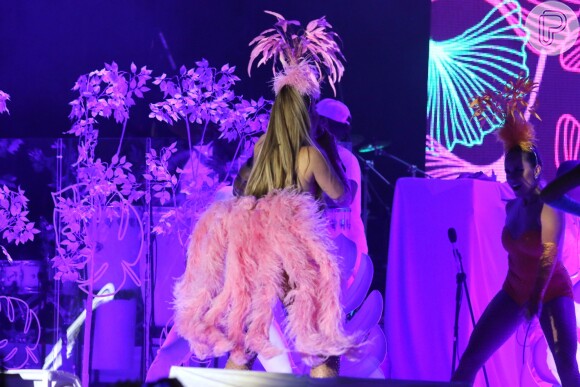 'Carnaval' é o nome do último single de Claudia Leitte com o rapper Pitbull