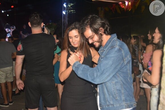 Túlio Gadêlha e Fátima Bernardes são flagrados dançando forró