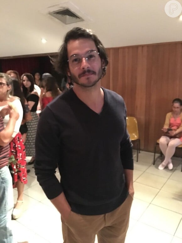 Túlio Gadêlha responde seguidora que criticou sua camisa no Instagram, em 2 de junho de 2018