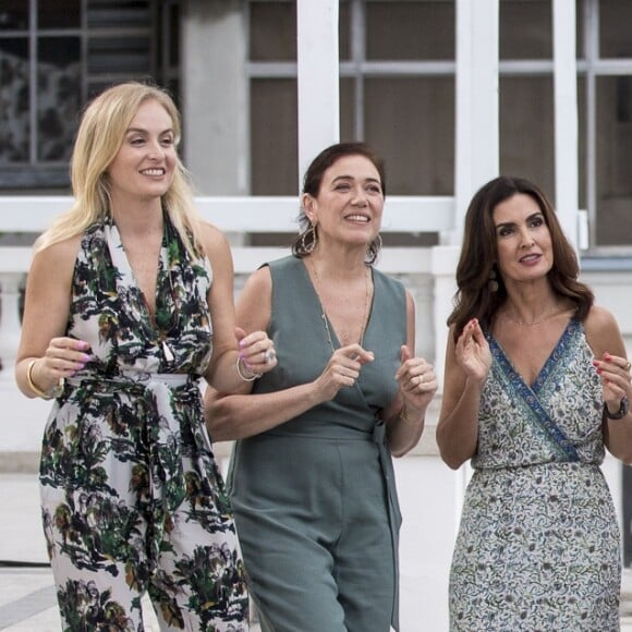 Angélica deu adeus ao 'Estrelas' em abril em programa com Lília Cabral e Fátima Bernardes