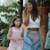 Flávia Alessandra está curtindo férias em Orlando, na Flórida, com as filhas Olívia, de 7 anos, e Giulia, de 18 anos