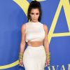 Durante discurso no CFDA Fashion Awards, Kim Kardashian relembrou que uma publicitária a desestimulou a seguir sonho de estrelar uma revista de moda: 'É claro que eu enviei para ela a minha capa da 'Vogue' quando saiu, uma cópia autografada'