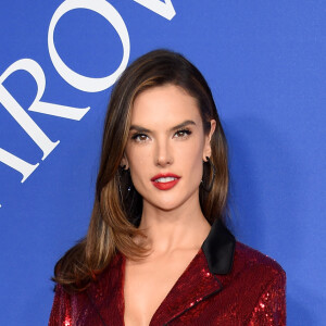 Alessandra Ambrosio no CFDA (Council of Fashion Designers of America) Awards 2018, realizado no Brooklyn Museum, em Nova York, nesta segunda-feira, 4 de junho de 2018