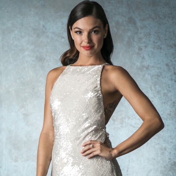 Helô Rocha será responsável pelos vestidos das madrinhas de Isis Valverde